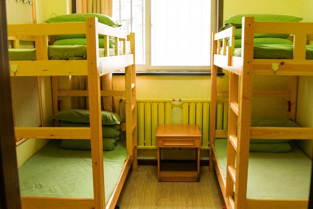 Leo Tian An Men Hostel Beijing Exterior photo
