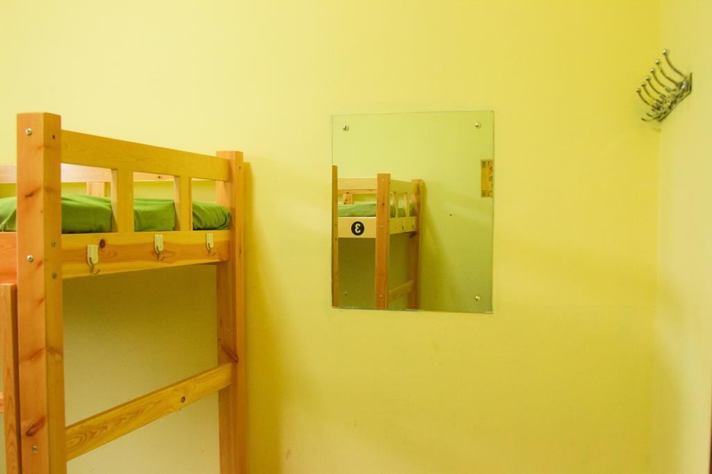 Leo Tian An Men Hostel Beijing Exterior photo