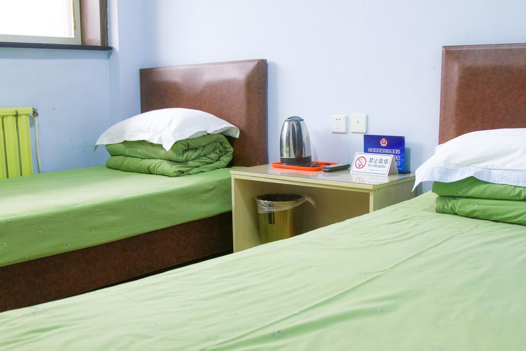 Leo Tian An Men Hostel Beijing Exterior photo