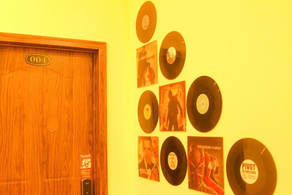 Leo Tian An Men Hostel Beijing Exterior photo